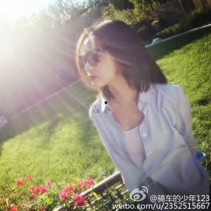 鸿利的个人资料